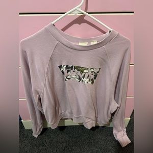 Levi’s purple cropped crewneck
